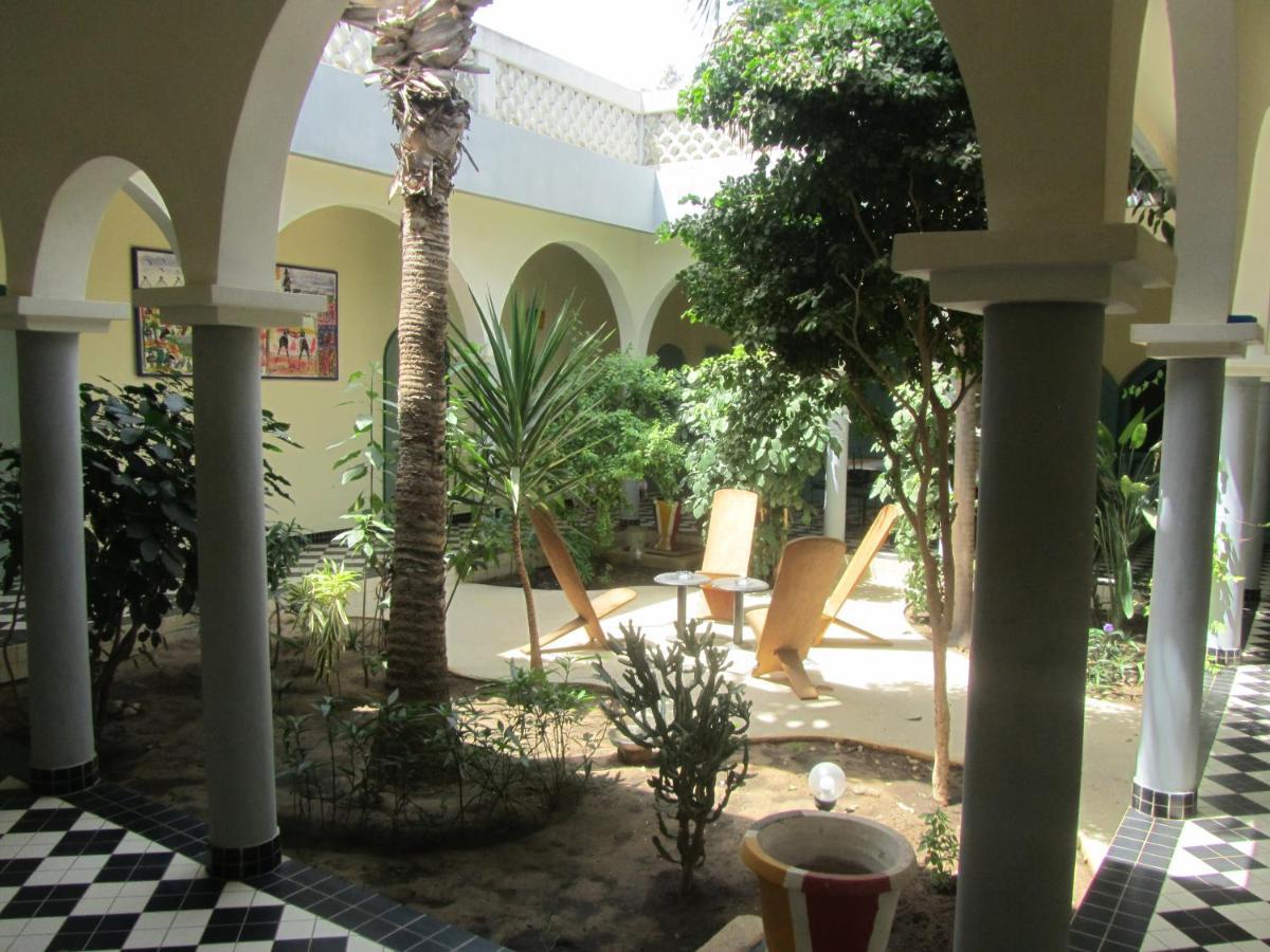 Keur Diam - Maison De La Paix Saly Portudal Exterior foto